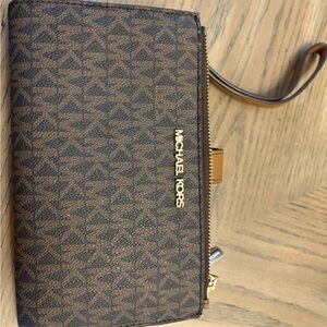 Michael Kors Signature Brown Wristlet